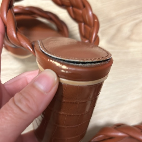 Braided Sandal - Picture 4 of 4